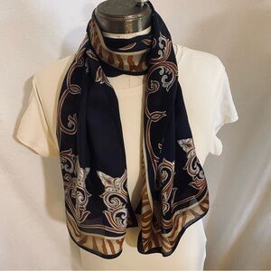Ellen Tracy stunning silk scarf edged with tiger border print.EUC